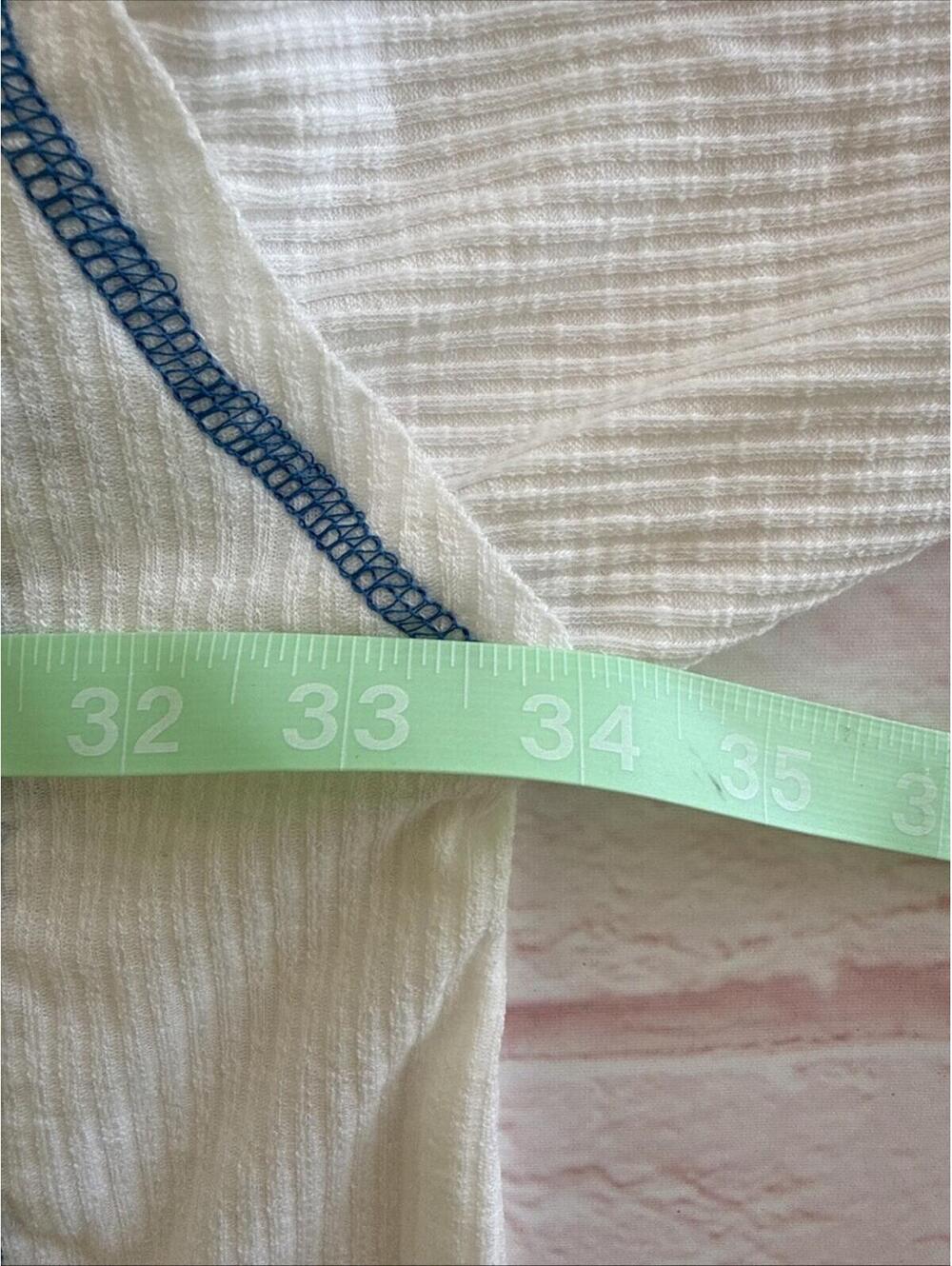 NWOT Oversized Lightweight White Pullover V-neck Top L Large Blue Stitching - Picture 6 of 7